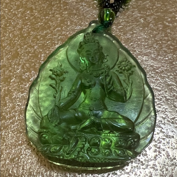 #1254= Green  Beaded Necklace with Asian “ APSARA “ Khmer Pendant. “18/20 inch “ - Picture 2 of 3